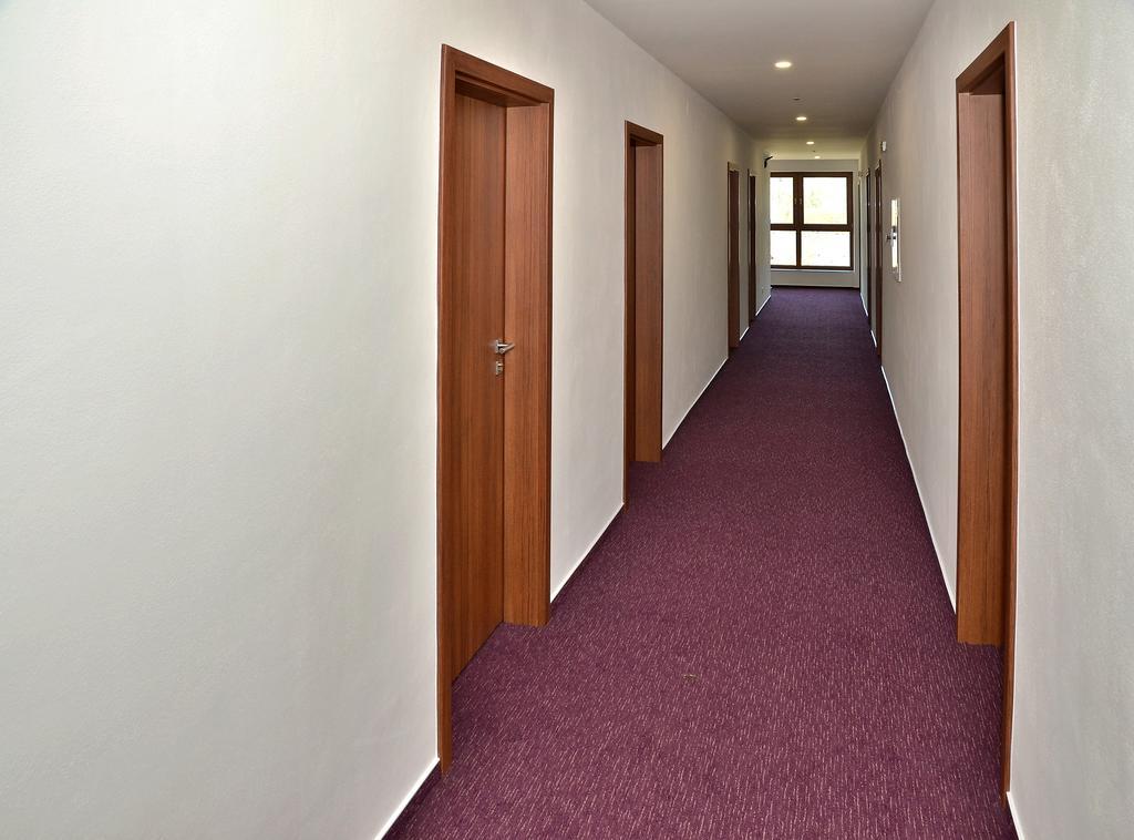 הראדץ נאד מוראביצי Hotel Sonata מראה חיצוני תמונה