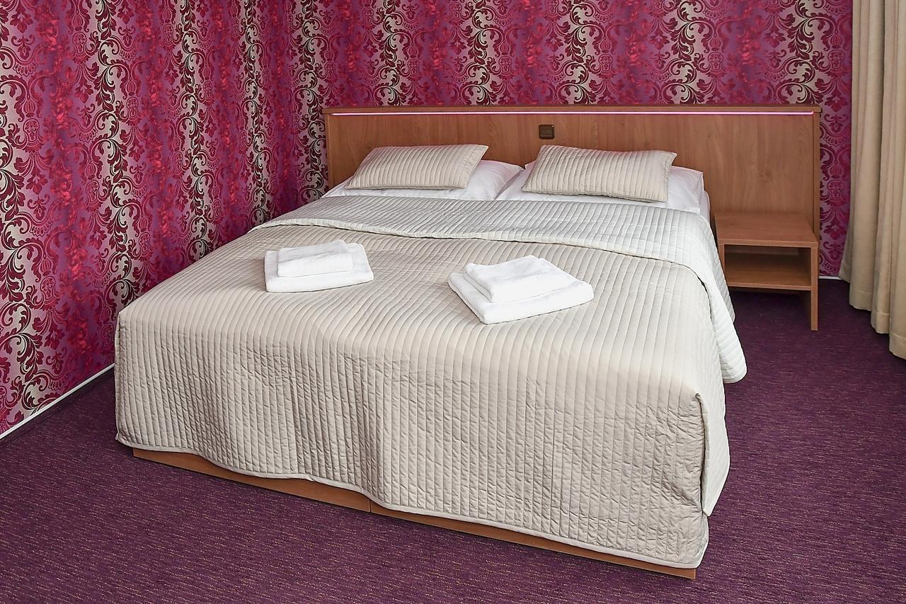 הראדץ נאד מוראביצי Hotel Sonata מראה חיצוני תמונה